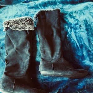 Report Black Knee-High Faux-Fur Cuff Winter Boots